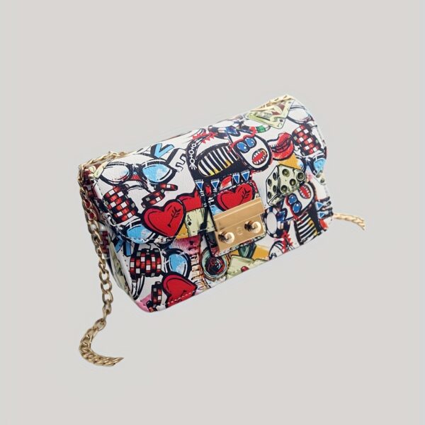 Elegant Heart Graffiti Crossbody Bag – Buckle Closure & Chain Strap for Women - Image 6